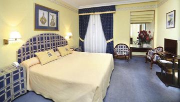 Imperial 4*